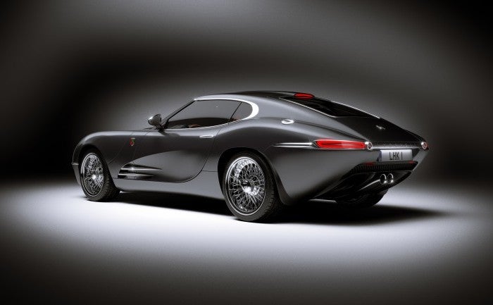 Jaguar color negro modificado