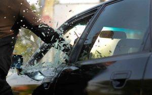Prevén un robo de auto